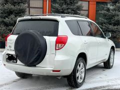 Сүрөт унаа Toyota RAV4