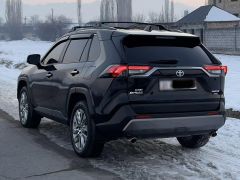 Сүрөт унаа Toyota RAV4