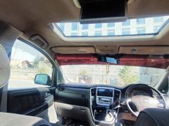 Сүрөт унаа Toyota Alphard