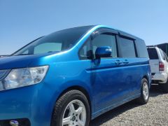 Фото авто Honda Stepwgn