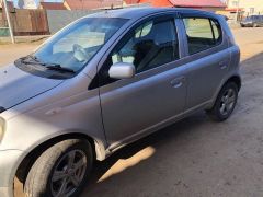 Сүрөт унаа Toyota Vitz