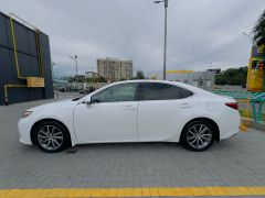 Photo of the vehicle Lexus ES