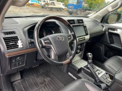 Сүрөт унаа Toyota Land Cruiser Prado