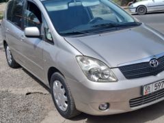 Сүрөт унаа Toyota Corolla Verso