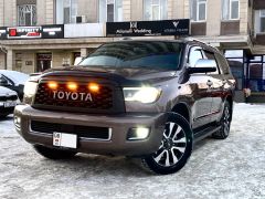 Фото авто Toyota Sequoia