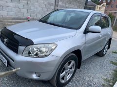 Сүрөт унаа Toyota RAV4