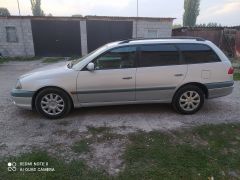 Сүрөт унаа Toyota Avensis