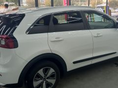 Сүрөт унаа Kia Niro