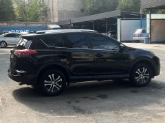 Сүрөт унаа Toyota RAV4