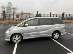 Фото авто Toyota Estima