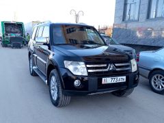 Фото авто Mitsubishi Pajero