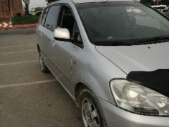 Фото авто Toyota Avensis Verso