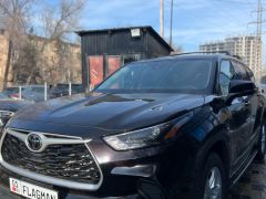 Сүрөт унаа Toyota Highlander