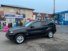 Photo of the vehicle BMW X5