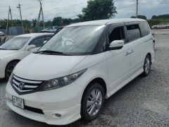 Photo of the vehicle Honda Elysion