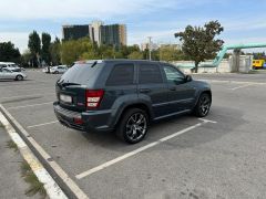 Сүрөт унаа Jeep Grand Cherokee SRT8