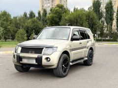 Фото авто Mitsubishi Pajero