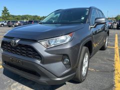 Сүрөт унаа Toyota RAV4