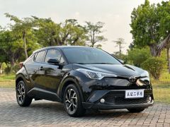 Фото Toyota C-HR  2021