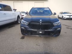 Photo of the vehicle BMW X5