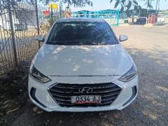 Фото авто Hyundai Elantra