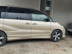 Photo of the vehicle Toyota Estima