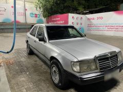 Фото авто Mercedes-Benz W124