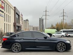 Photo of the vehicle BMW 5 Series