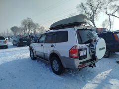 Сүрөт унаа Mitsubishi Montero