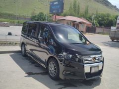 Фото авто Honda Stepwgn