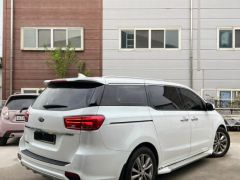 Сүрөт унаа Kia Carnival