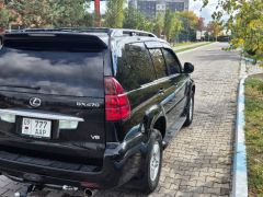 Photo of the vehicle Lexus GX