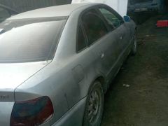 Сүрөт унаа Audi A4