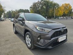 Сүрөт унаа Toyota RAV4