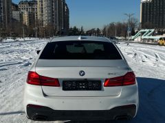 Photo of the vehicle BMW 5 Series