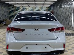 Photo of the vehicle Hyundai Sonata