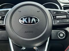 Photo of the vehicle Kia Ceed