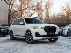 Photo of the vehicle BMW X7