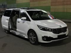 Фото авто Kia Carnival