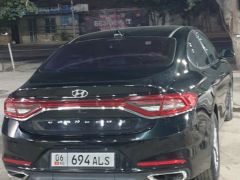 Photo of the vehicle Hyundai Grandeur