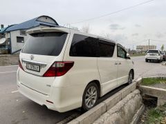 Фото авто Toyota Alphard