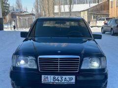 Сүрөт унаа Mercedes-Benz W124