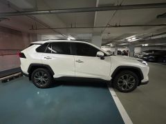 Сүрөт унаа Toyota RAV4