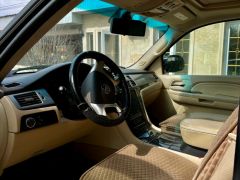 Сүрөт унаа Cadillac Escalade