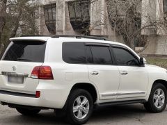 Фото авто Toyota Land Cruiser