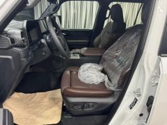 Photo of the vehicle Toyota Land Cruiser Prado