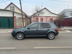 Photo of the vehicle Volkswagen Golf