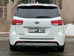 Photo of the vehicle Kia Carnival