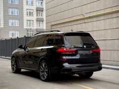 Фото авто BMW X7