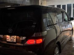 Сүрөт унаа Toyota Vellfire